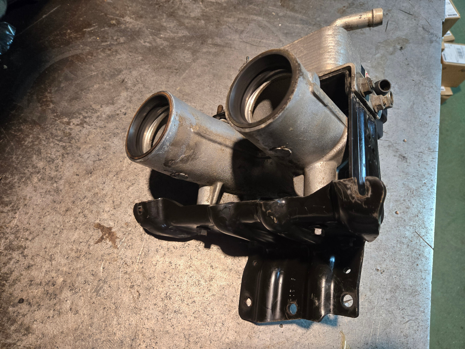08-10 2008 6.4 Powerstroke Turbo Diesel International 6.4 Fuel Cooler 1875109C93 - Picture 6 of 9