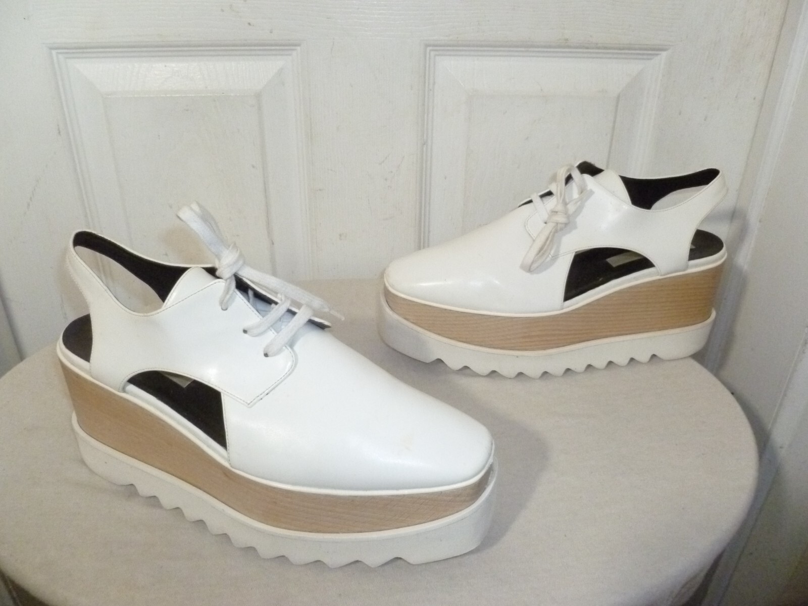 直営店‐Stella McCartney‐ SALE♪ELYSE パイソン柄 スニーカー STELLA McCartney WHITE FAUX LEATHER ELYSE CUT OUT PLATFORM