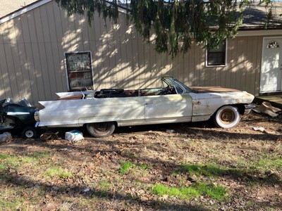 1962 Cadillac 62 Convertible Convertible White RWD Automatic