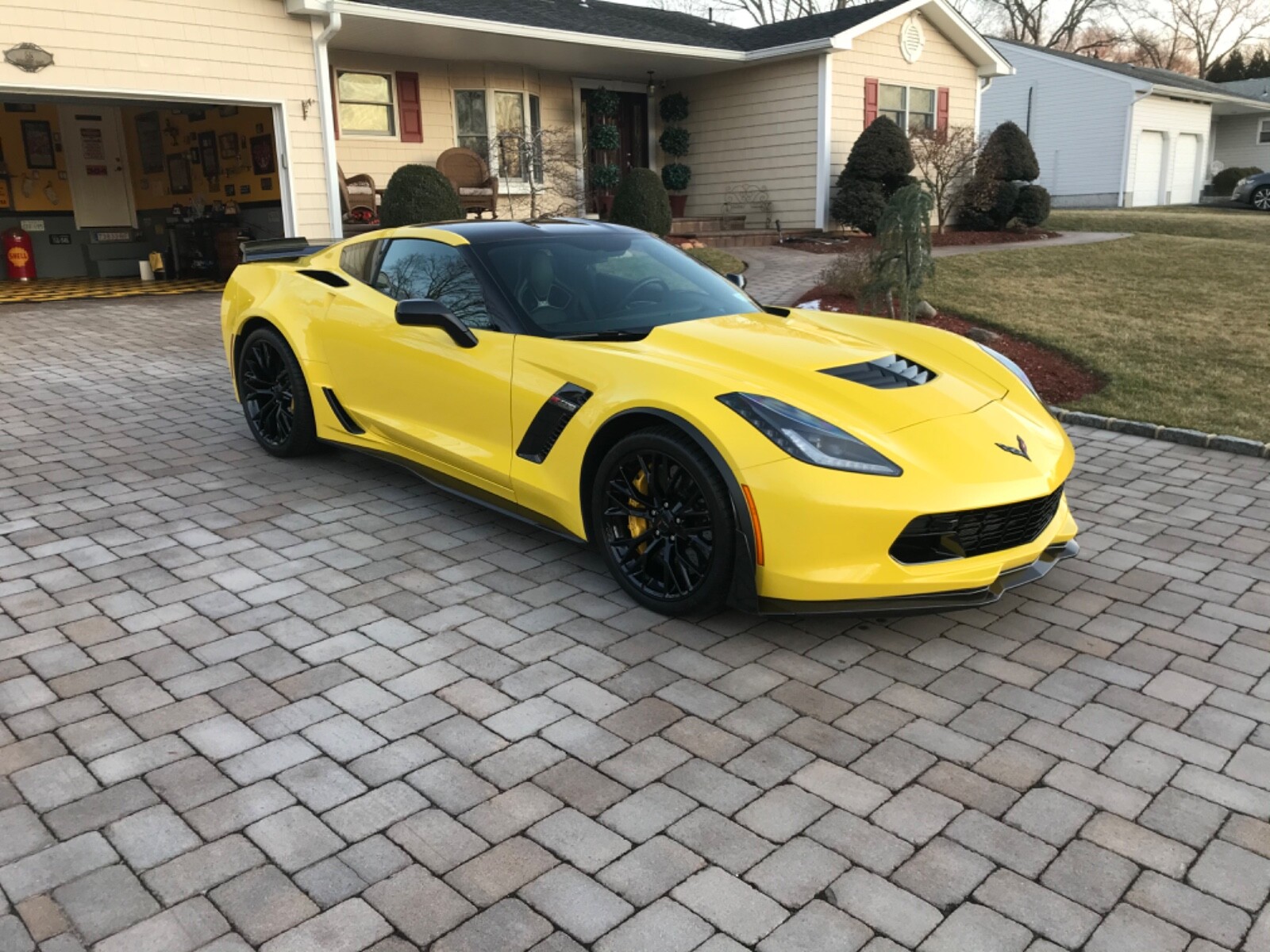 2016 Corvette Z06 For Sale >> 2016 Yellow Corvette Z06 For Sale Smithtown New York 2016 Corvette Z06 For Sale >> 2016 Yellow Corvette Z06 For Sale Smithtown New York