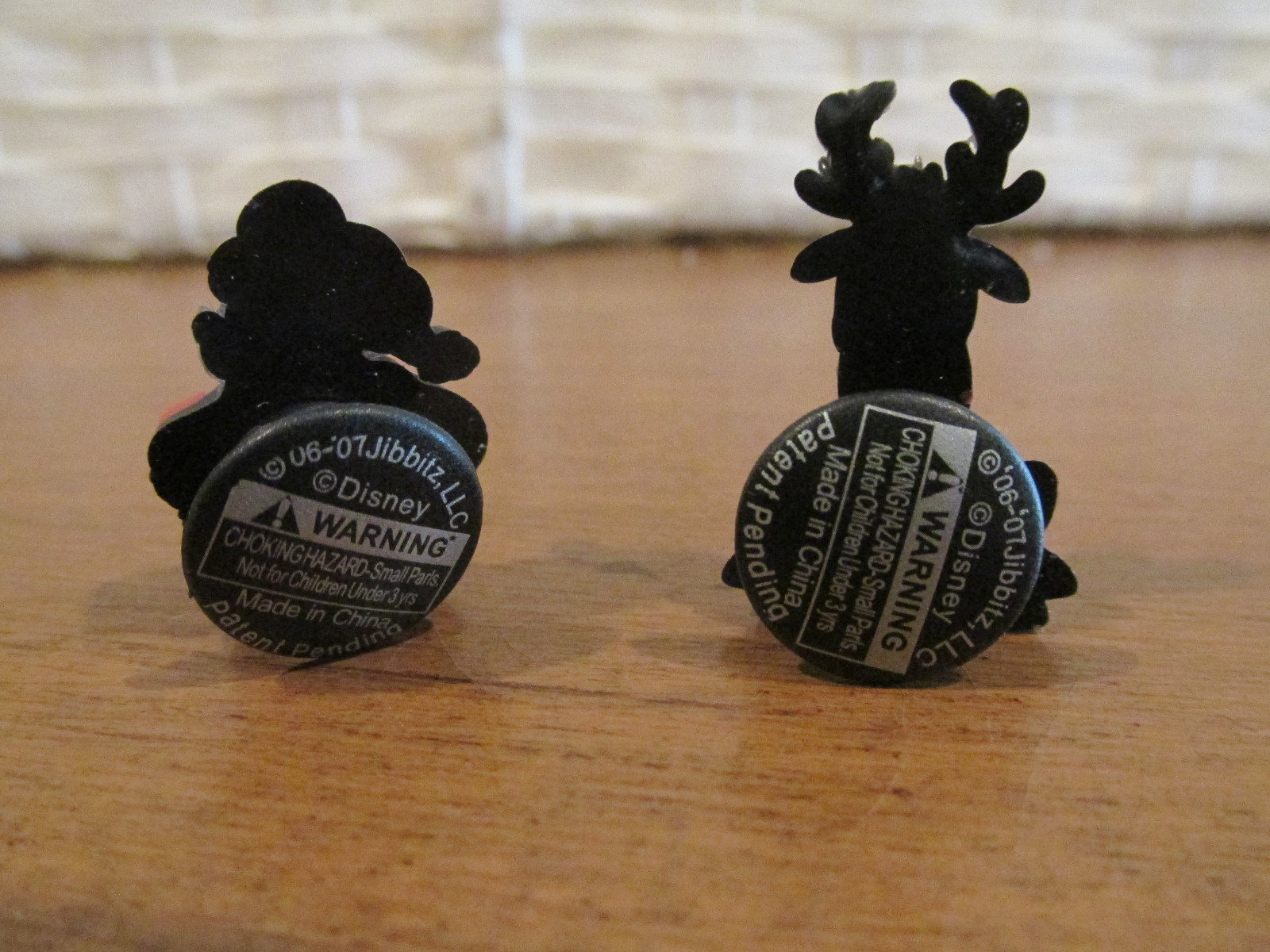 CROC SHOES CHRISTMAS CHARMS JIBBITZ BUTTONS MICKEY MOUSE SANTA PLUTO REINDEER