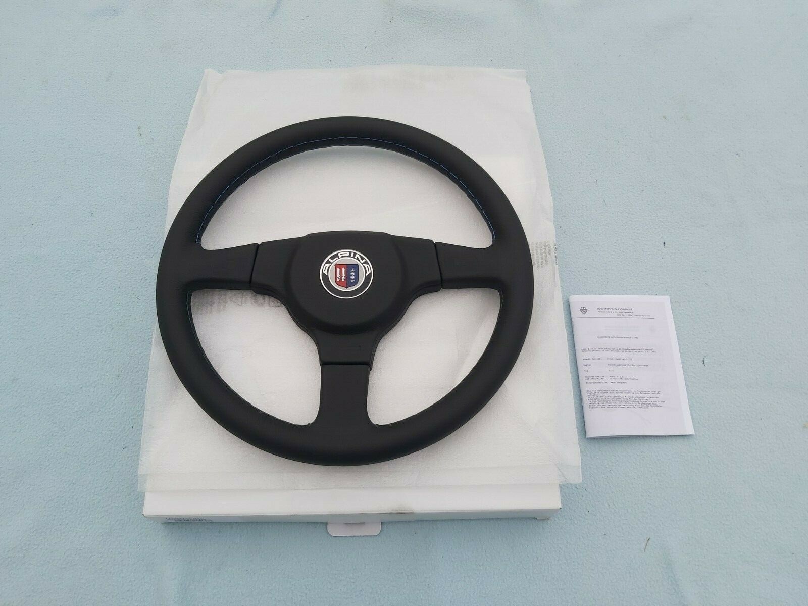中古Alpina 3 Spoke Full Carbon Front Wheel Alpina-3-Spoke-Carbon-Track-