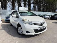2011 Toyota Yaris  1.0 VVT-i ACTIVE Hatchback Petrol Automatic