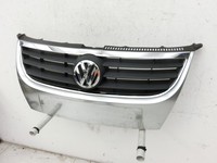 VW Touran 1T3 06-10 Frontgrill Kühlergrill Grill mit Emblem LD7S VW Touran 1T3 06-10 25.09.2009 1T0853651AE... Vorschau 3