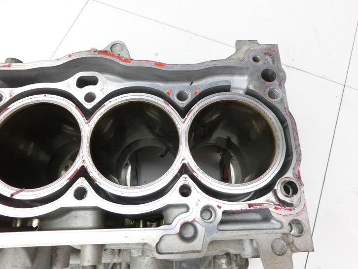 Audi A4 8W B9 15-19 TFSI 1,4 110KW CVNA Motorblock für Motor Audi A4 8W B9 15-19 08.08.2017 04E103011BK 04E103023BD... Vorschau 3