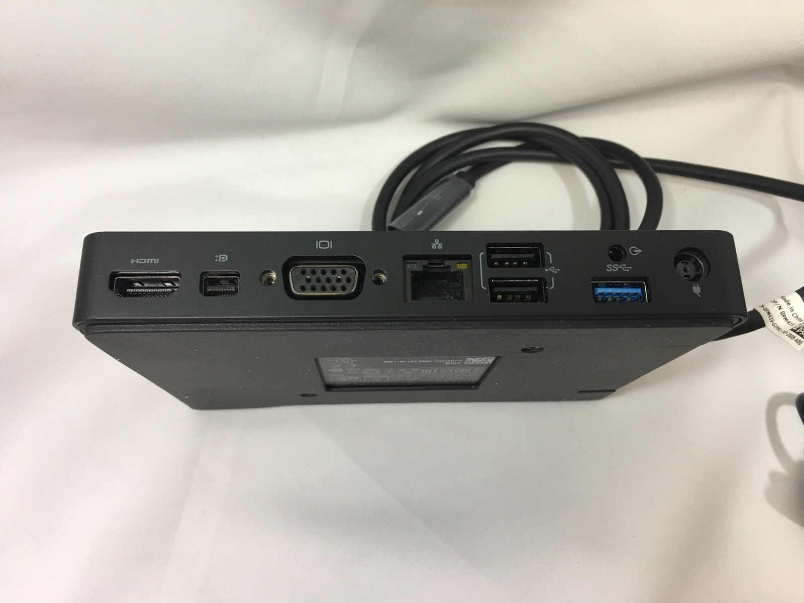 NIB Genuine Dell Dock WD15 w/ 130W Adapter + USB Type C (03R1D3)