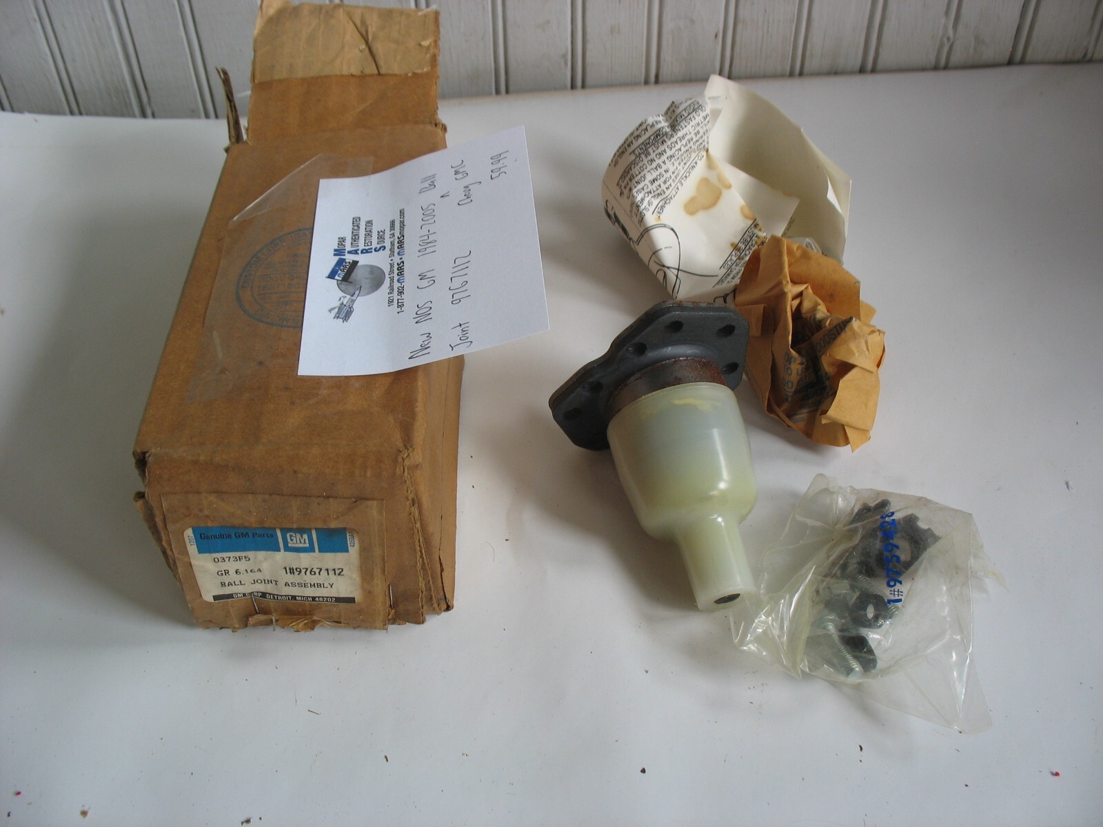 New NOS GM 1984-2005 85 87 89 91 93 95 Chevy GMC Ball Joint