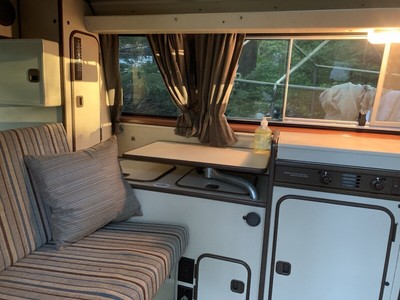 image 4 of interior