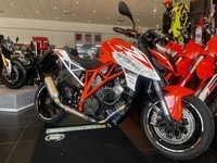 KTM 1290 1290 Superduke R Loaded with extars