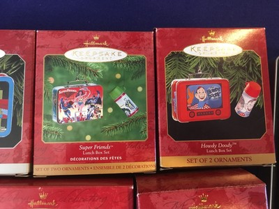 BIG LOT OF HALLMARK ORNAMENTS EXCELLENT IN BOX LUNCHBOX STAR TREK JOLLY ROGER