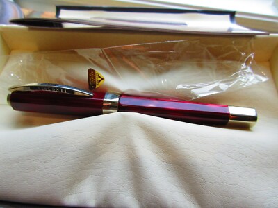 Visconti Opera Club Pearled Burgundy LE Fountain Pen, Very Rare, 14 Kt Palladium