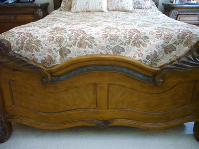 DESIGNER QUEEN SIZE HEADBOARD & FOOTBOARD WITH WOOD FRAME
