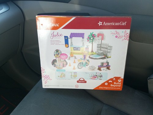 Mega Construx American Girl Building Set ~ Julie's Basketball Practice (FML68)