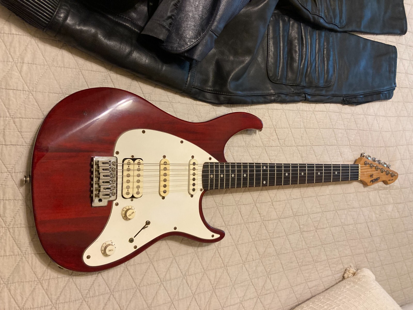 VINTAGE RED BURGUNDY WHITE Peavey Raptor Plus EXP USA | eBay VINTAGE RED BURGUNDY WHITE Peavey Raptor Plus EXP USA | eBay