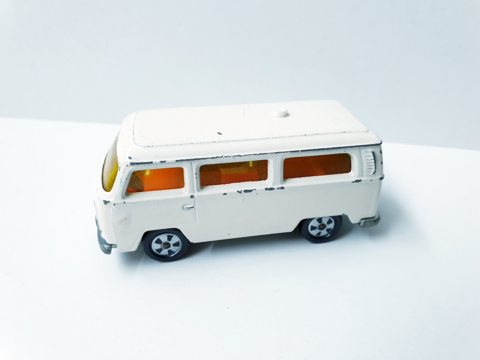 ミニカー SIKU V320 VW BUS Bundespost-Peilwagen ミニカー SIKU V320 VW BUS Bundespost-Peilwagen Siku VW Bus