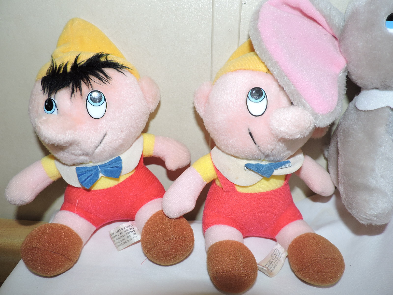 Walt Disney Lot Pinocchio, Dumbo, and Donald Duck 6 plush figures