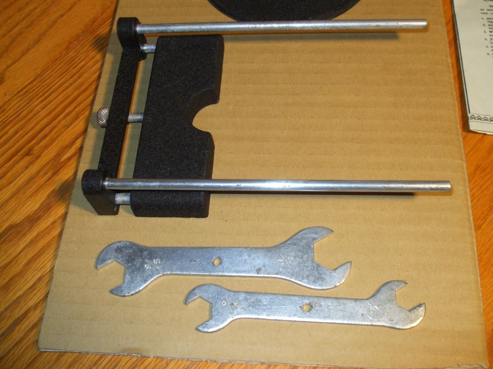 RAM R-60 1/4 HP ROUTER INDUSTRIAL GRADE + WRENCHES AND PAPERS