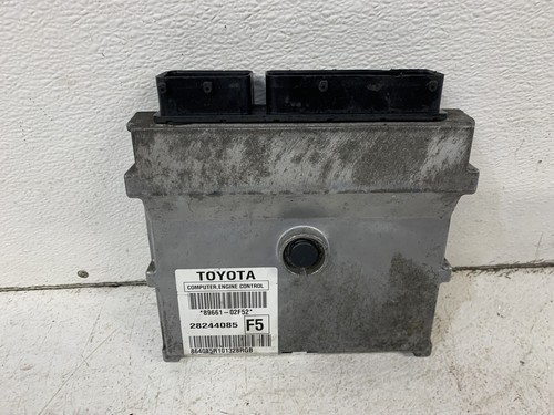 2009-2010 Toyota Corolla ecu ecm engine computer 89661-02F52