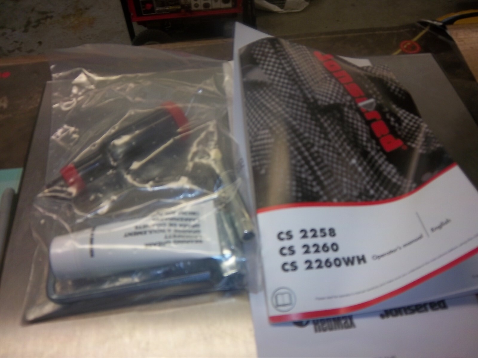 JONSERED cs2258 PROFESSIONAL CHAINSAWS 59.8 CC'S POWERHEAD ONLY, BRAND NEW