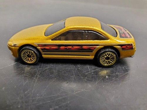 ホットウィール ラルク ヘブンズドライブ 限定 ミニカー レクサス SC400 ホットウィール ラルク ヘブンズドライブ 限定 ミニカー