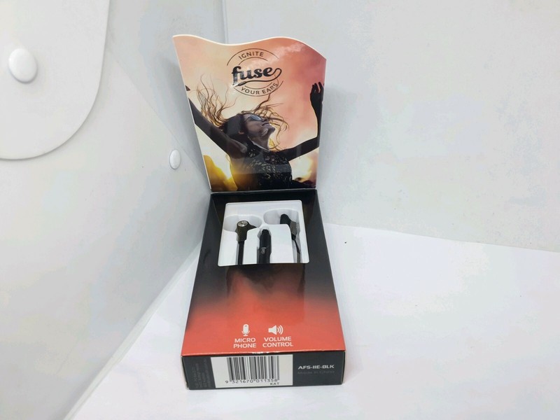 Fuse Earphones (59651) | Headphones 