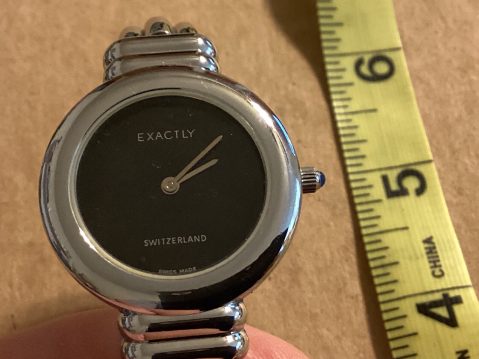 ①スイス フラン ３０フラン Exactly Ladies Watch - Switzerland Made - Black Face