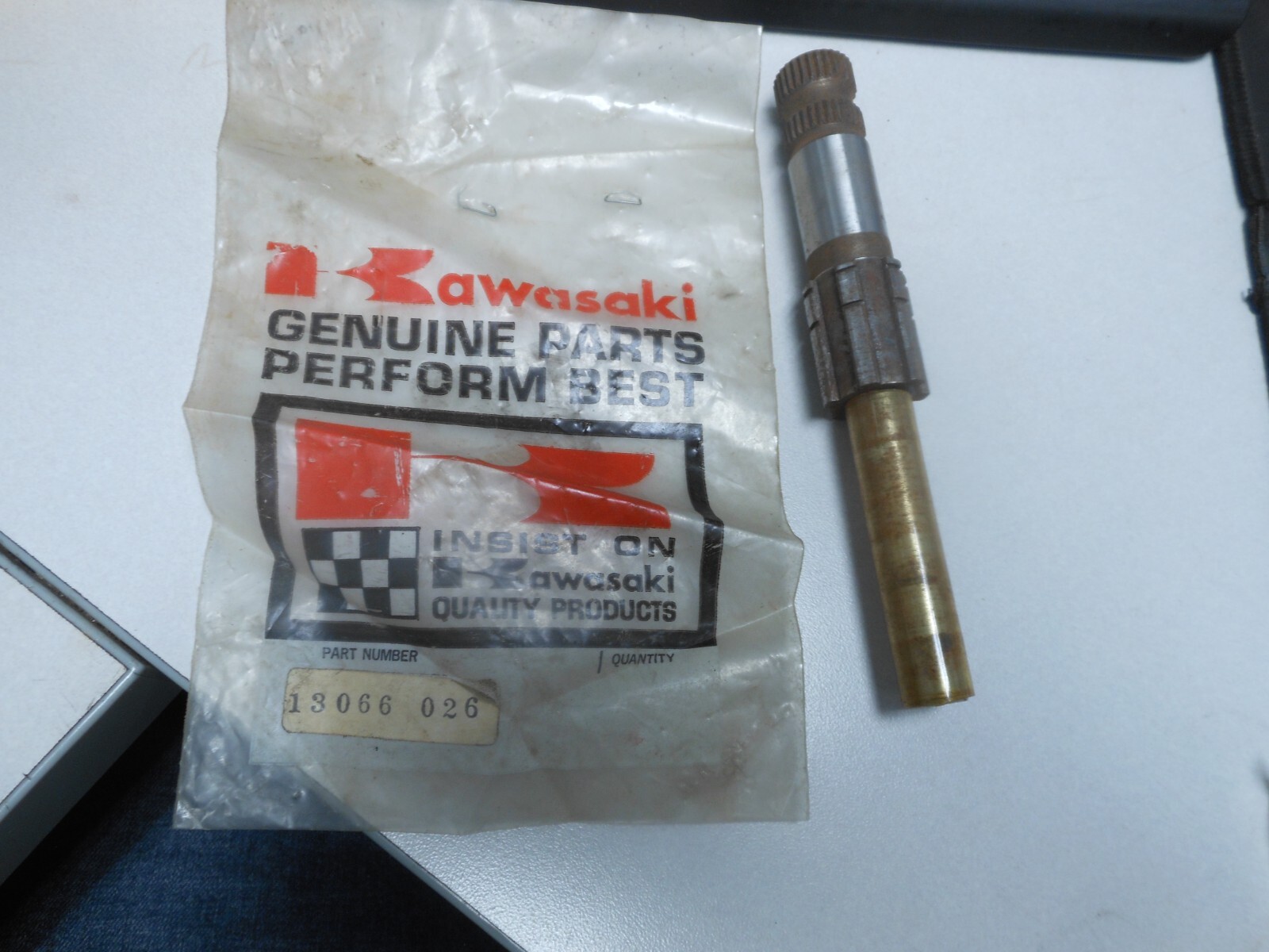 ⭐︎nene⭐︎ NOS Kawasaki Kickstarter Shaft 70-71 F5 71-72 F8 72-75 F9