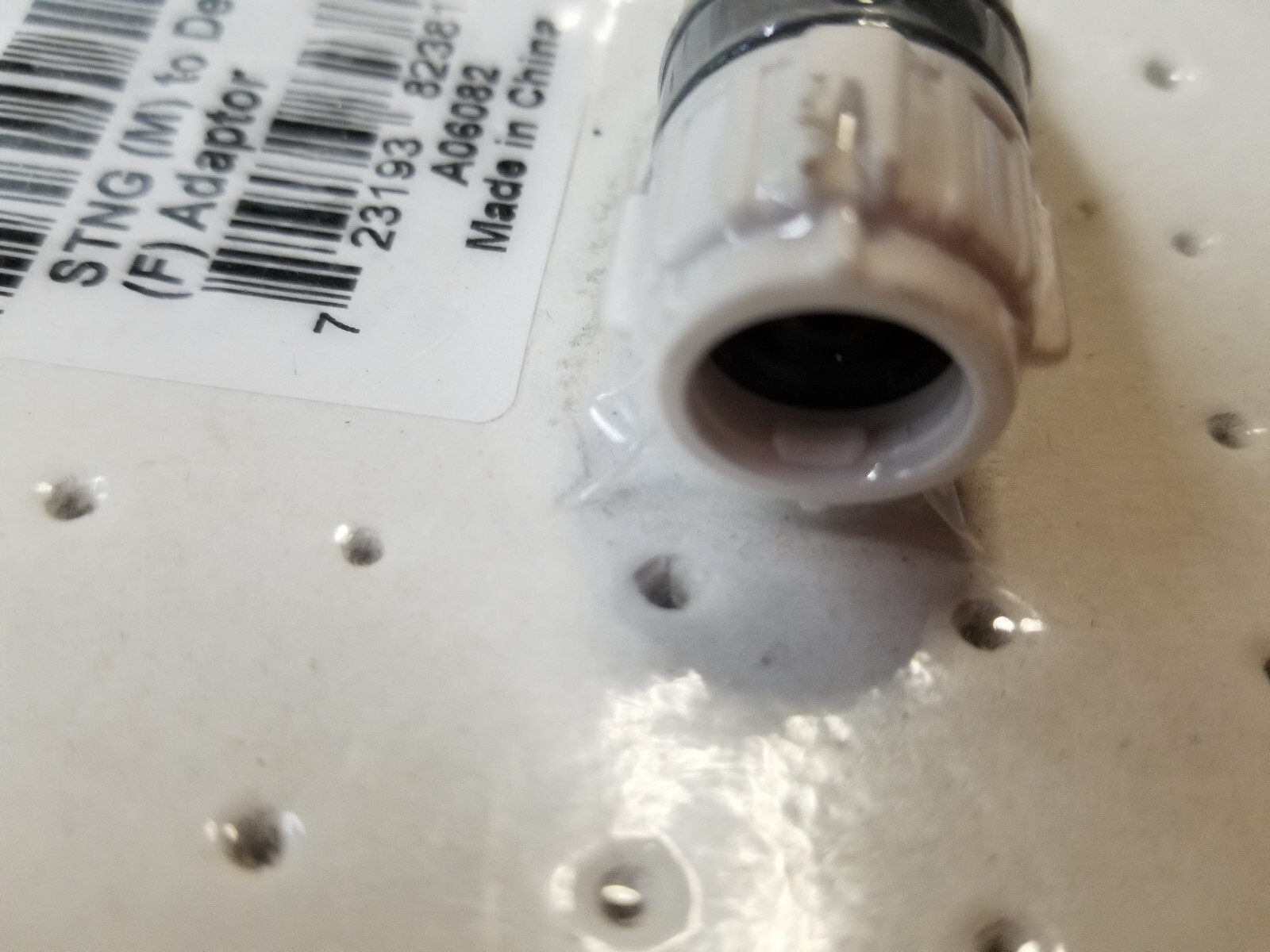 Raymarine STng Male to Devicenet Female Adapter A06082 - Picture 3 of 4