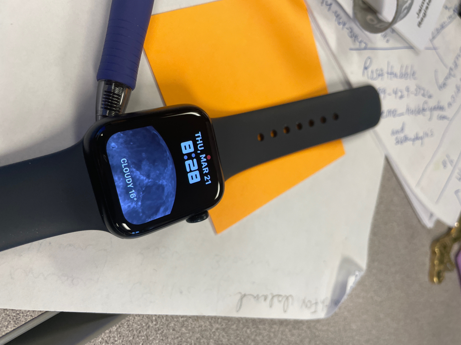 Apple Watch SE 2nd Gen 40mm GPS Midnight w/ S/M Midnight Apple Watch SE 2nd Gen 40mm GPS Midnight w/ S/M Midnight