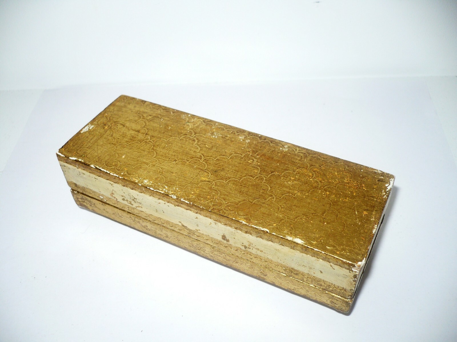 Vintage Italian Florentine Gold Gilt Wood Toleware Domed Stamp Box Shabby Chic