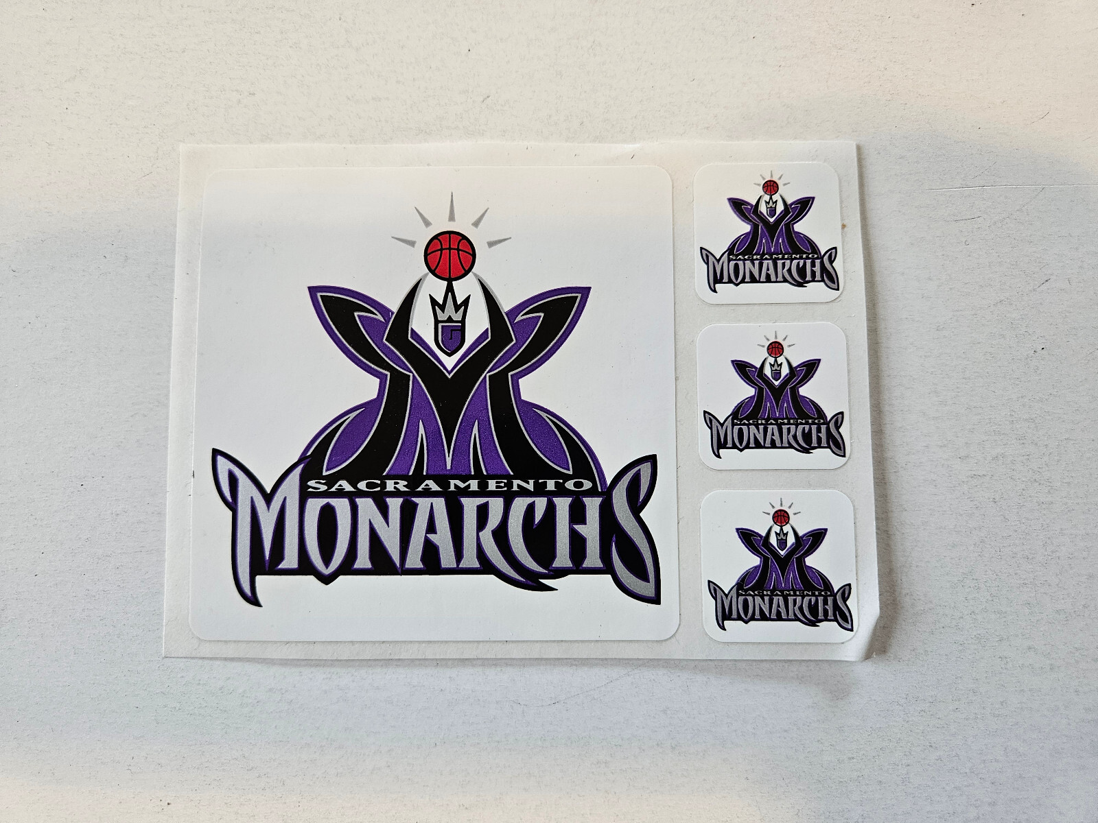 希少 WNBA SACRAMENTO MONARCHS ビブス Lサイズ Sacramento Monarchs WNBA Basketball Sheet of 4 Logo Stickers