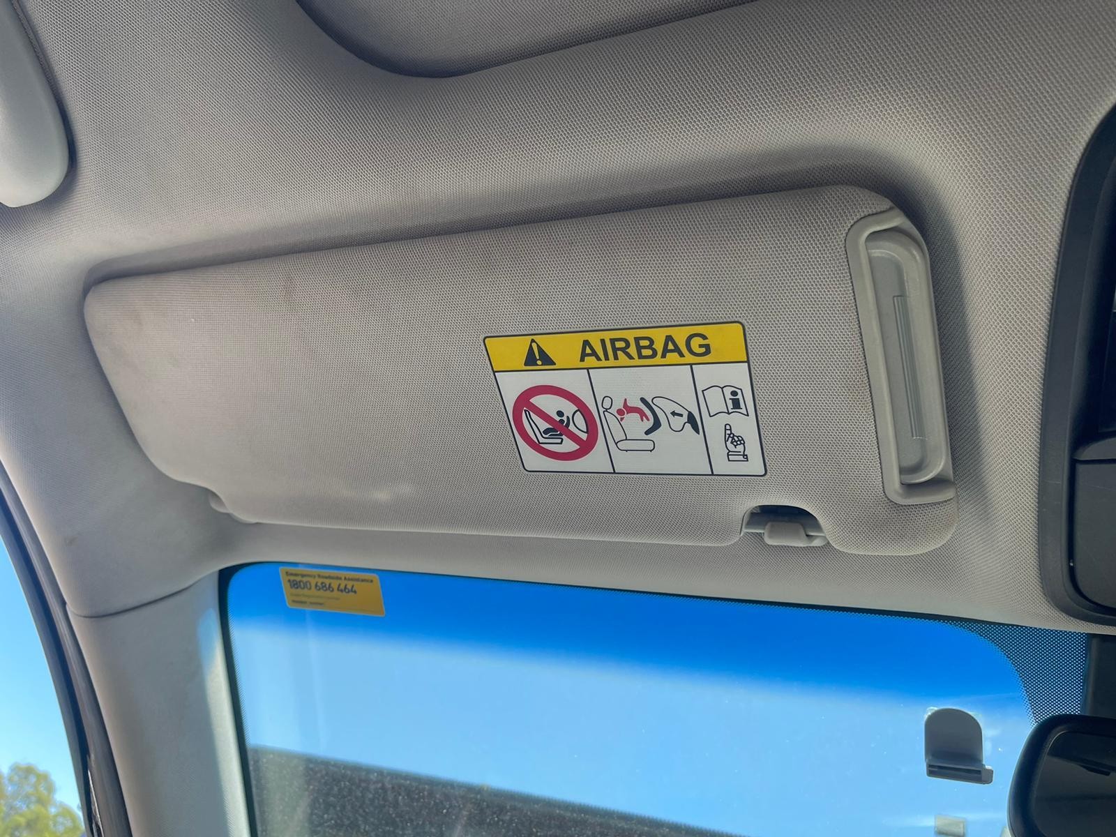 KIA SORENTO UM 03/2015-01/2020 LEFT FRONT DOOR LOCK - thumbnail 11