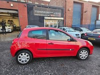 Renault Clio by Grange Car Sales, Manchester, Greater Manchester