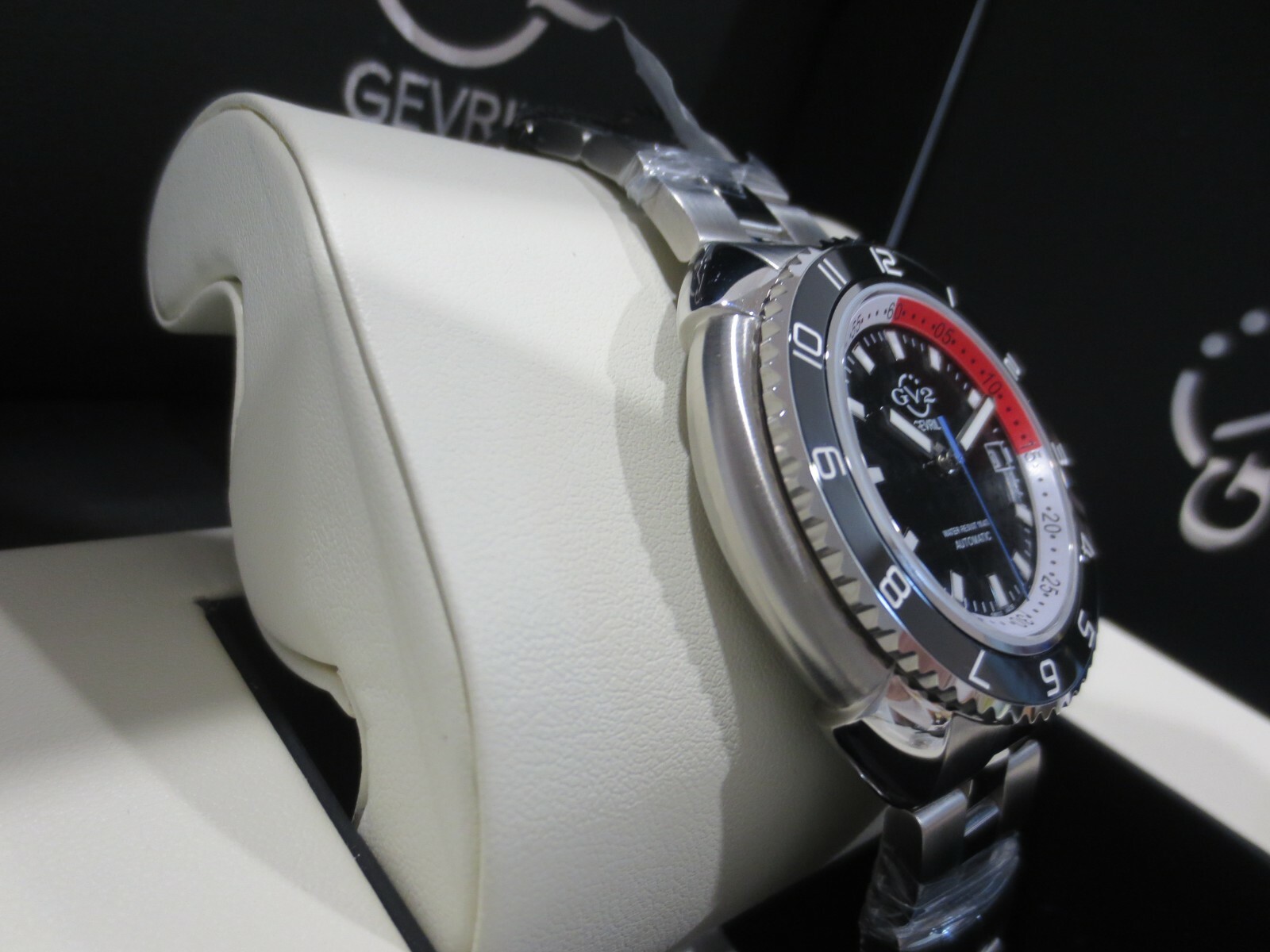 Pre-owned Gevril Gv2 By  Men's 42402 Squalo Swiss Automatic Ceramic Bezel Diver Date Watch