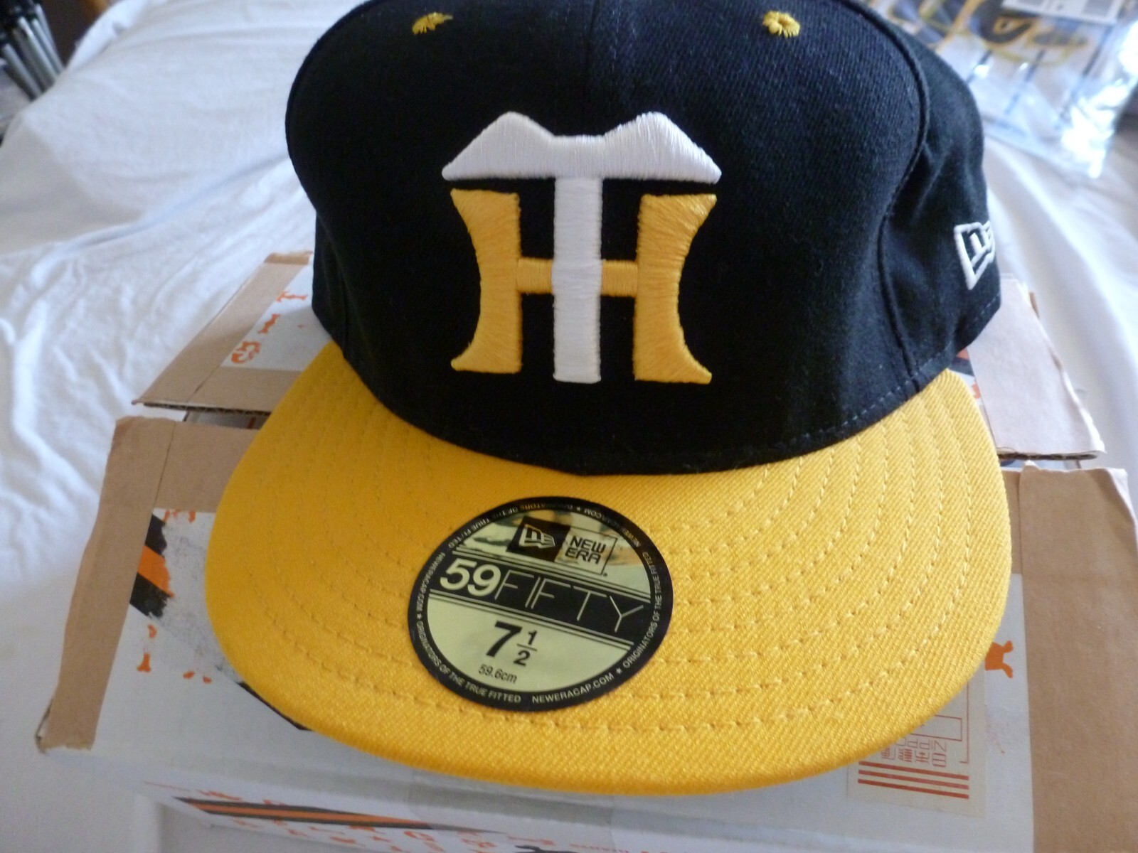 NWT NEW ERA Japan OSAKA HANSHIN TIGERS Baseball FIT Cap Hat