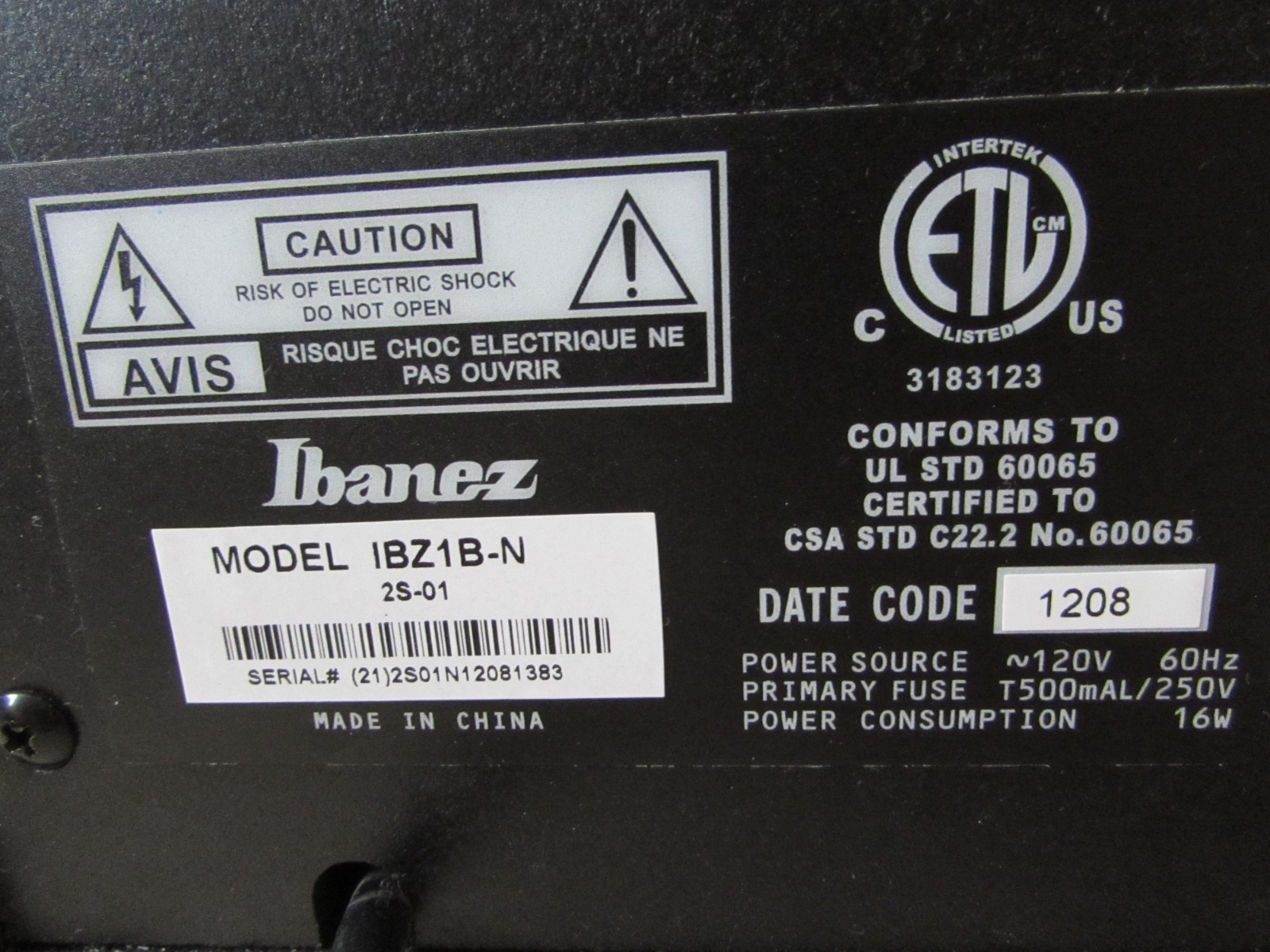 Ibanez Model IBZ1B-N 16W Bass Amplifier with cable