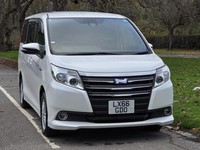 2016 Toyota NOAH VOXY HYBRID ZWR80 AU 1.8 Hybrid Automatic 67320 Miles. 7 Seater