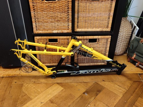 マウンテンバイク　J A M IS    size17 マウンテンバイクJ A M IS size17