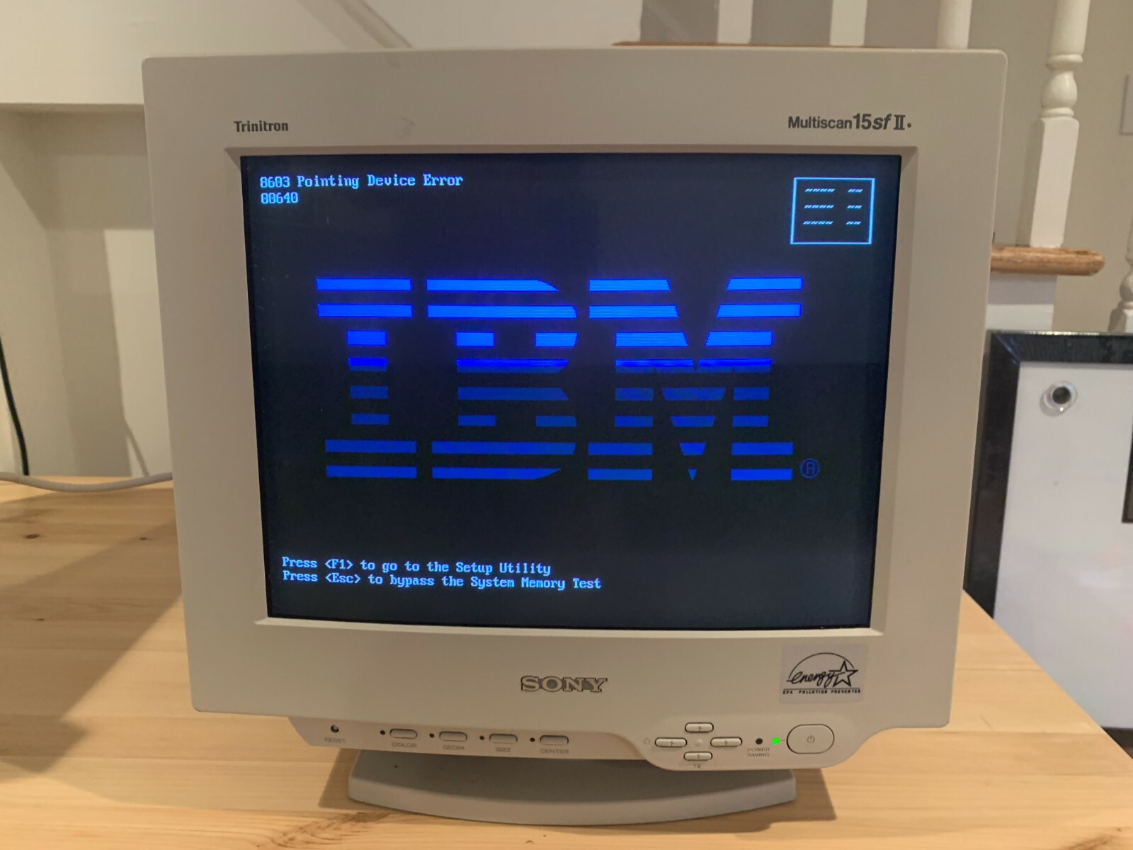 ディスプレイ・モニター本体 SONY Multiscan CPD-15ES2 Sony Trinitron Multiscan CPD-15SF2 CRT Monitor 15