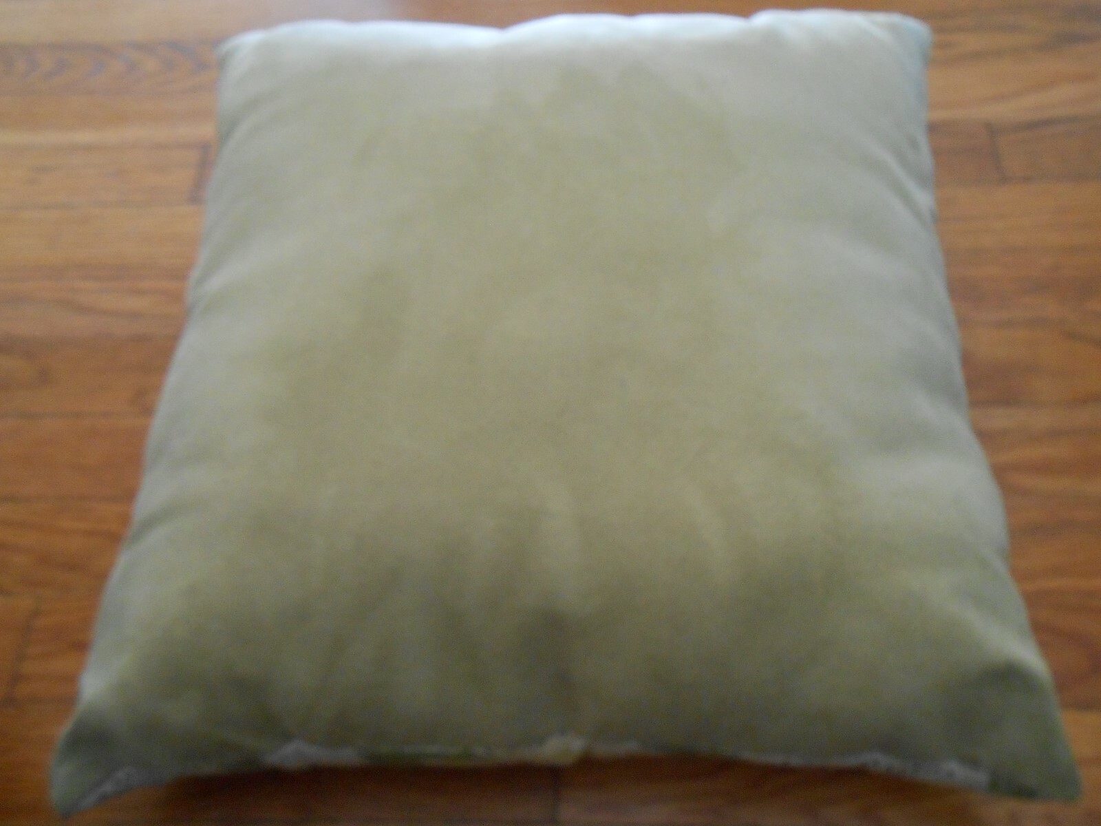 Retro Throw Pillow - Vintage Lamps Pattern - Shades of Green & Tan - Excellent
