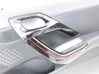 Peugeot 208 I 15-19 3T Türverkleidung Türpappe Rechts Vorne rote Akzente Peugeot 208 I 15-19 27.09.2017 98035995XJ... Vorschau 4
