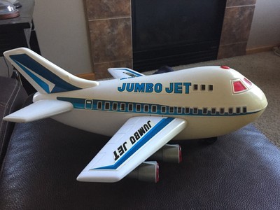 jumbo jet toy