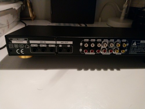 VocoPro DA-1050PRO (Professional Digital echo Mixer/Parametric Equalizer)