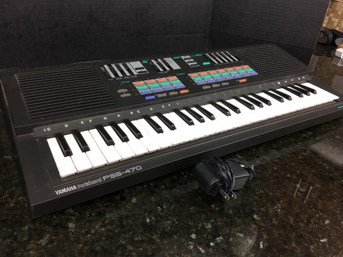 Yamaha portasound pss-470 Piano Organ keyboard
