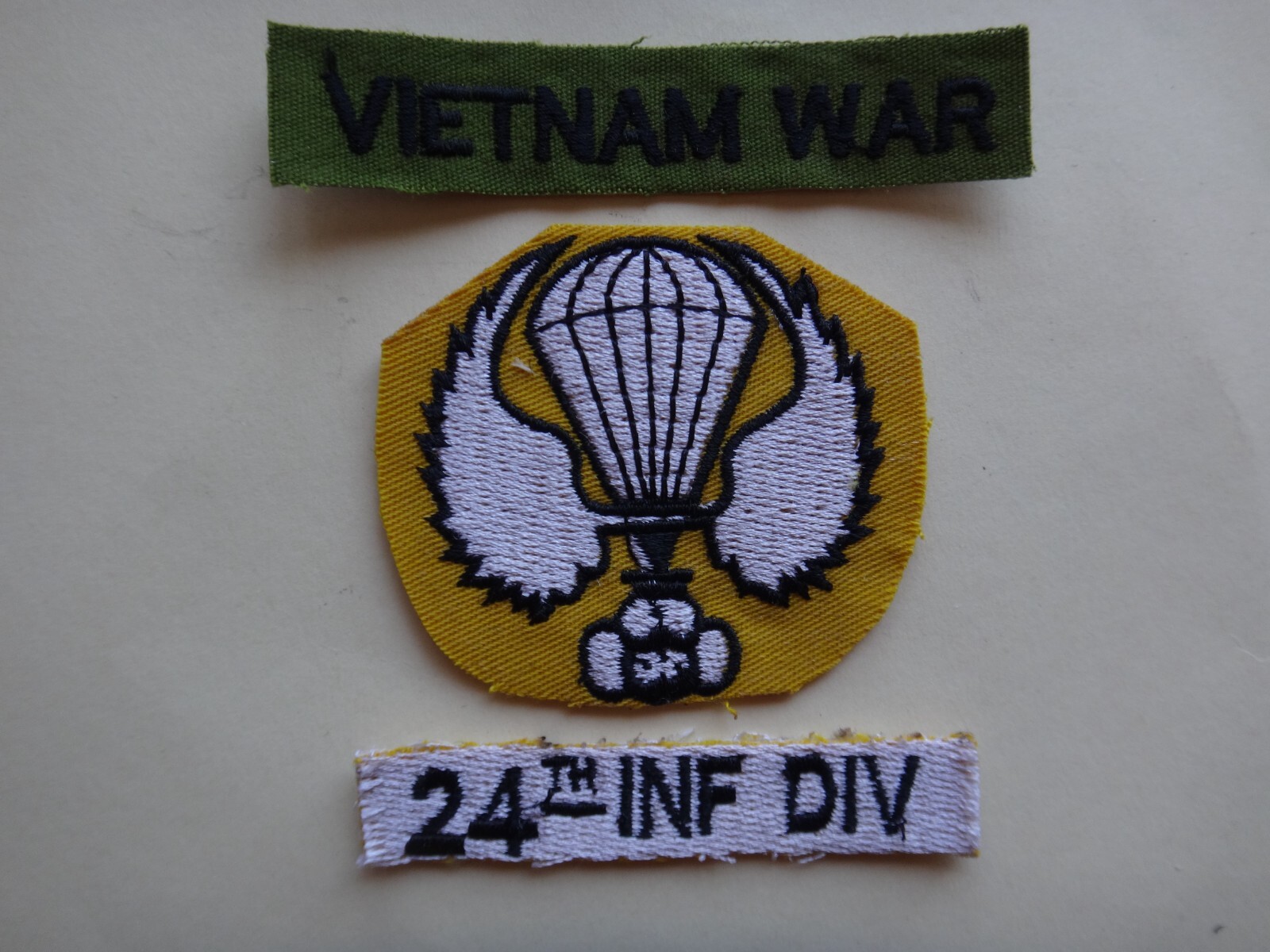 vietnam war  ピンバッチ Amazon.co.jp: Don Flyee ピンバッジ 大日本帝国 海軍 桜錨