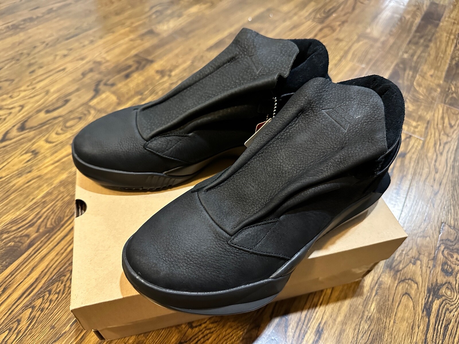 brandblack future legend low