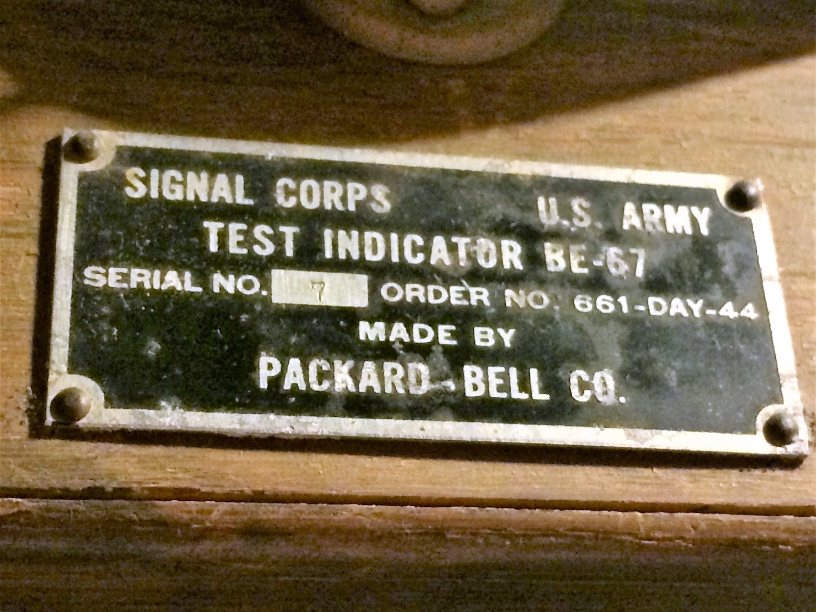 ANTIQUE US ARMY MILITARY BE-67 SIGNAL CORPS TEST INDICATOR BY PACKARD BELL CO