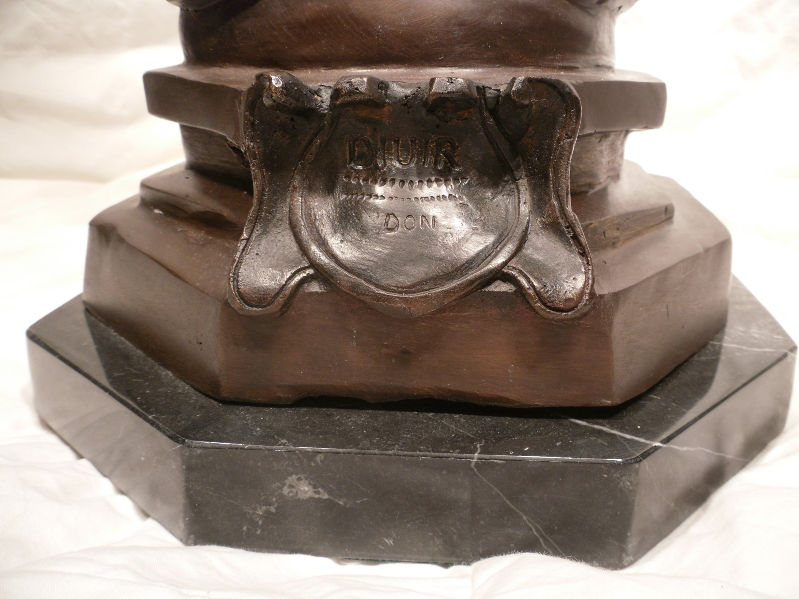 Art Nouveau Bronze Sculpture Of A Woman With Crescent Signed DIUIR DON