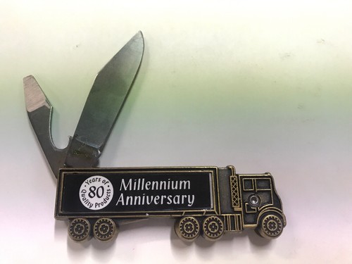 Howes Lubricator Diesel Treat Millenniu Anniversary folding knife