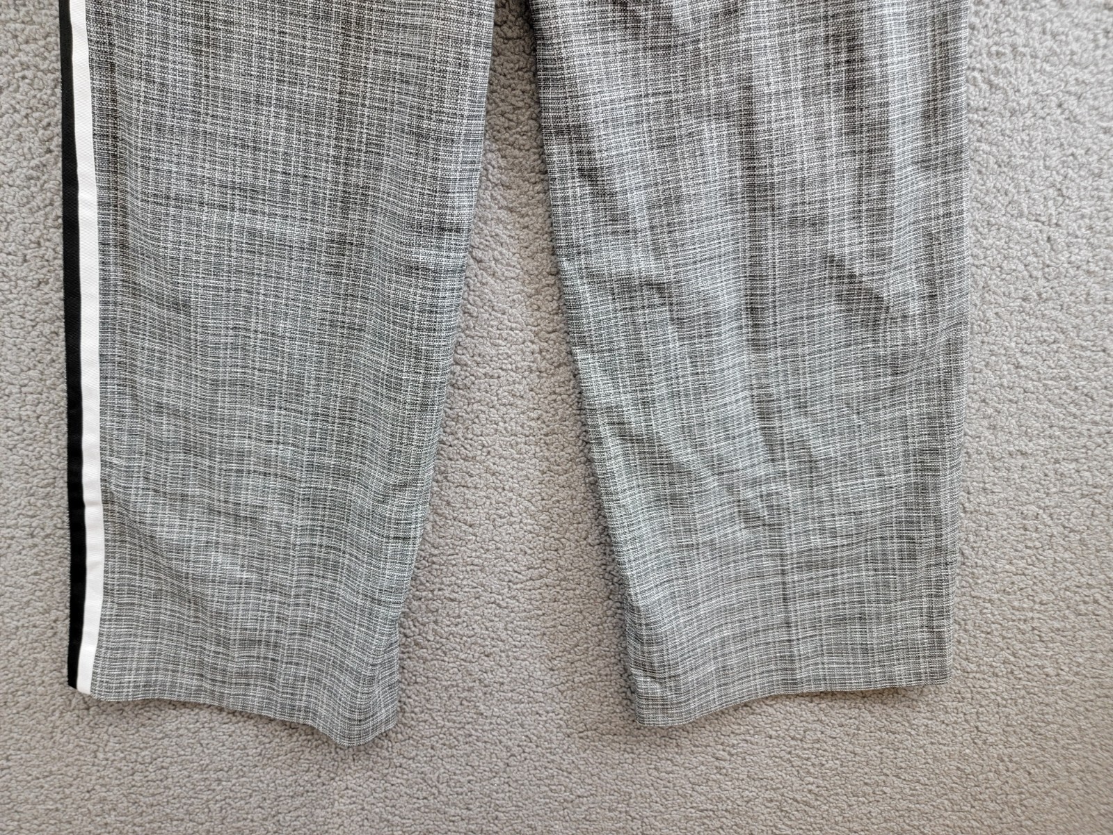 KARL LAGERFELD PARIS Plaid Side-Stripe Wide-Leg Pants Women's 10 Gray Multi - Picture 17 of 19